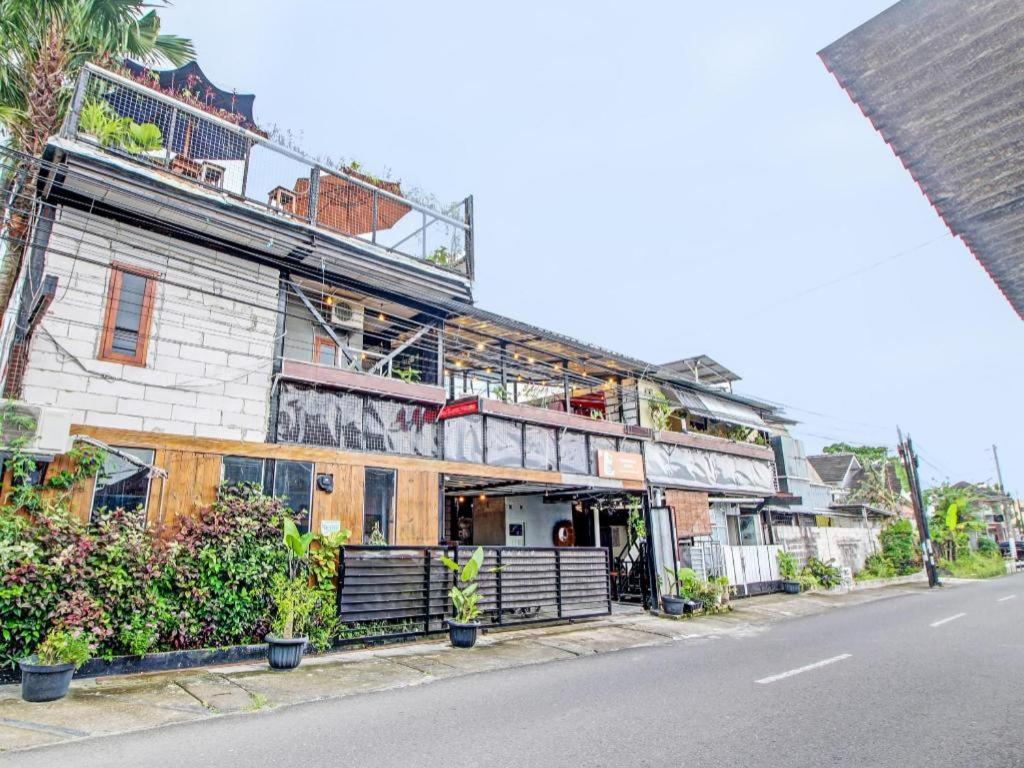 יוגיאקרטה Oyo 92256 Sentosa Residence מראה חיצוני תמונה