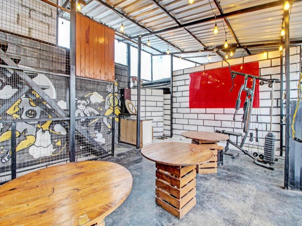 יוגיאקרטה Oyo 92256 Sentosa Residence מראה חיצוני תמונה