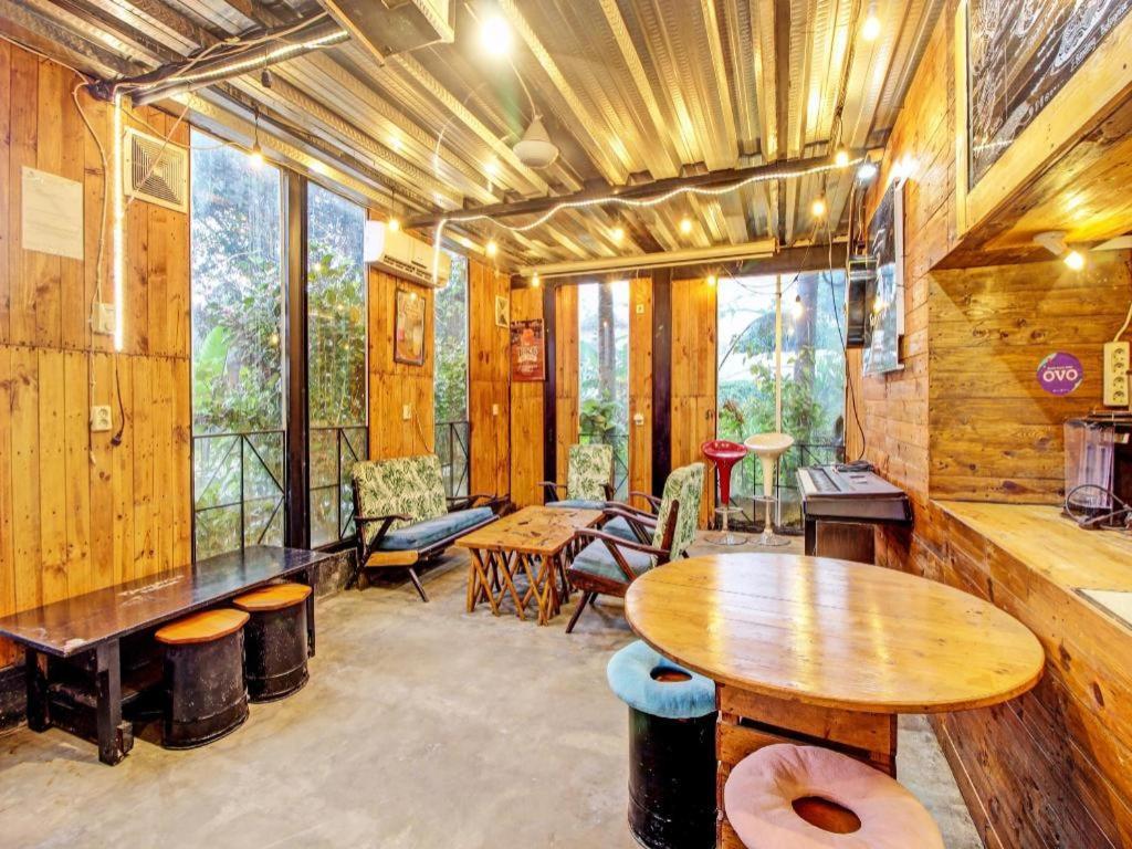 יוגיאקרטה Oyo 92256 Sentosa Residence מראה חיצוני תמונה